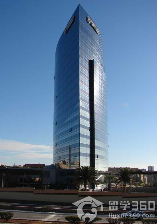 上海电信回应“出国游流量费一万六”：国际漫游不同国家不同标准