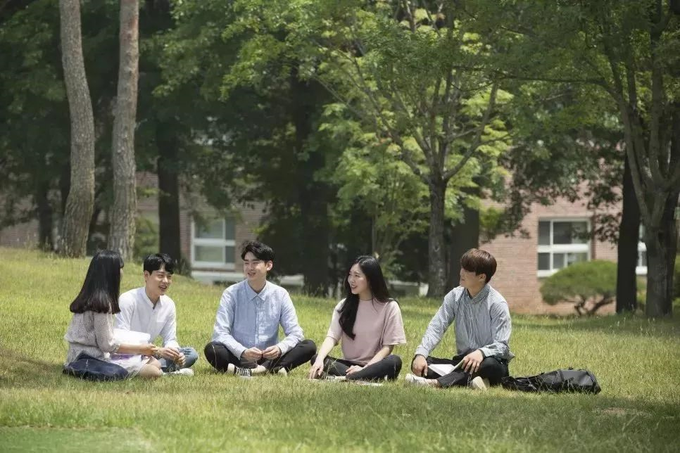 加拿大对墨西哥公民恢复实施入境签证要求