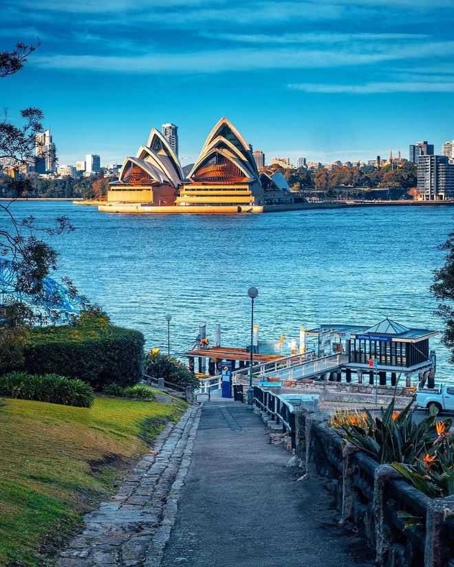 广西大学生外宿普遍存在，听听校方、消防、出租方怎么说！